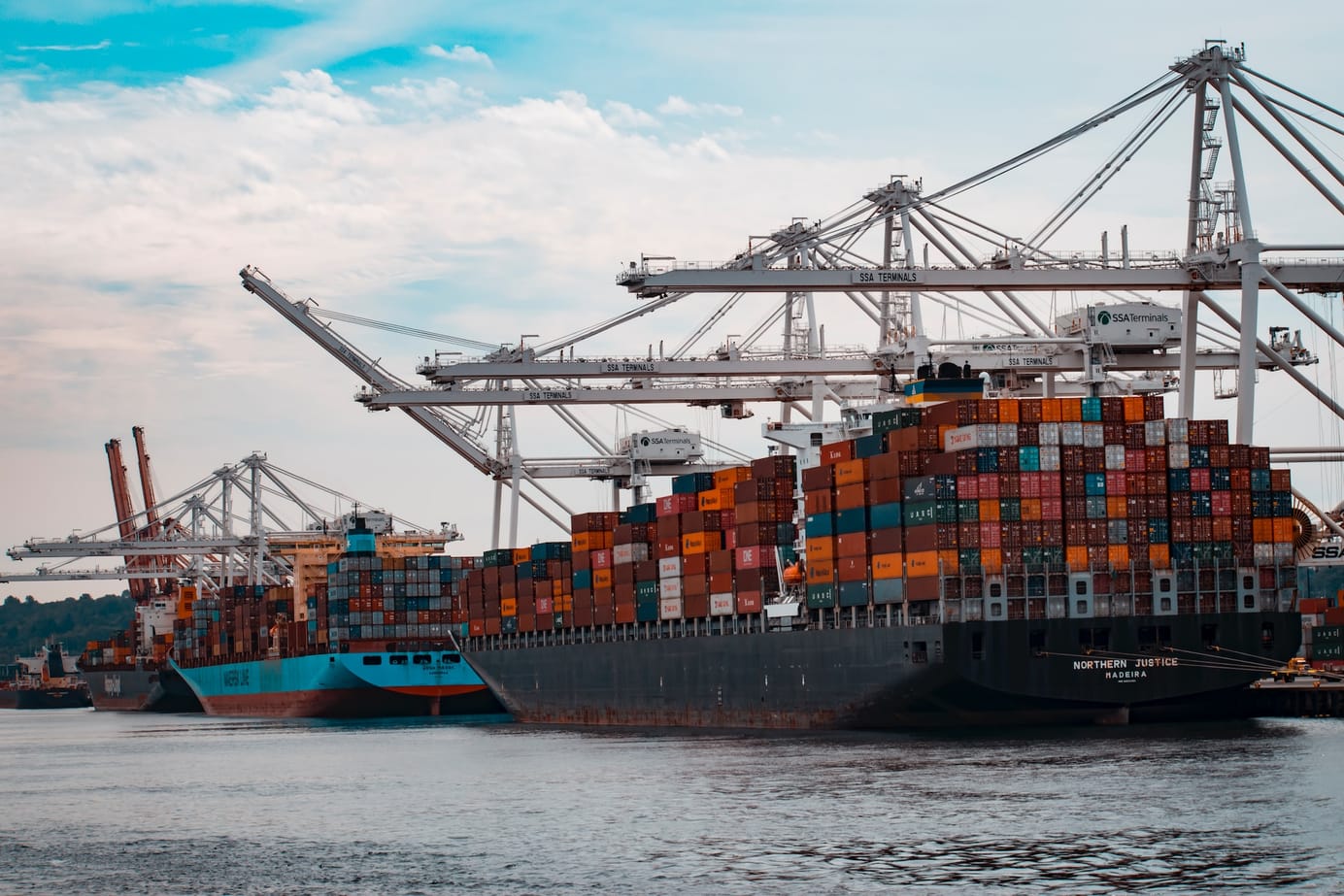 Luxor Freight Solutions Luxor Logistics